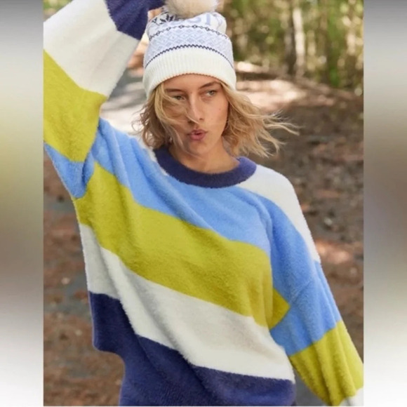 NWOT Aerie Flurry Crewneck Striped Sweater Blue Yellow - Picture 1 of 8